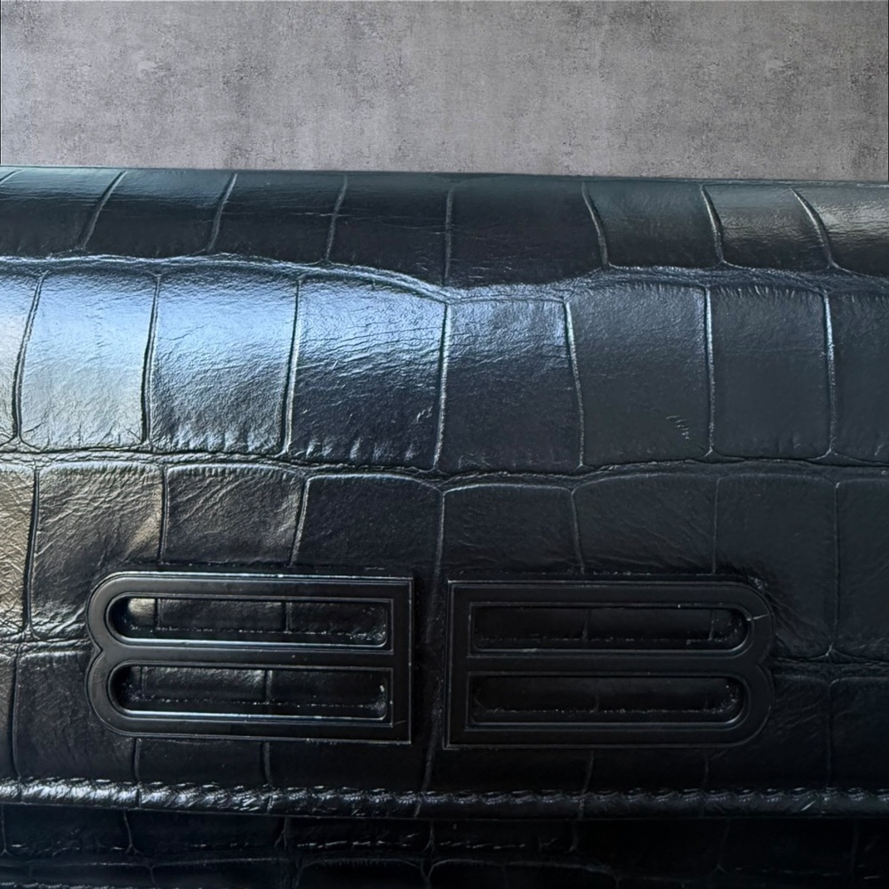 Balenciaga Supple Calfskin‎ Monochrome Crocodile Embossed Gossip Chain Bag XS - Picture 4 of 9